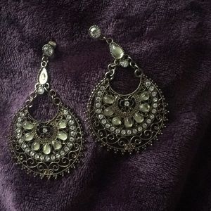 Gold and jewel earrings
